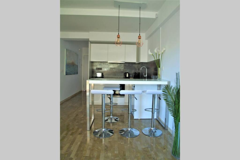 Apartamento Piccadilly Suite ตอร์เรโมลิโนส ภายนอก รูปภาพ